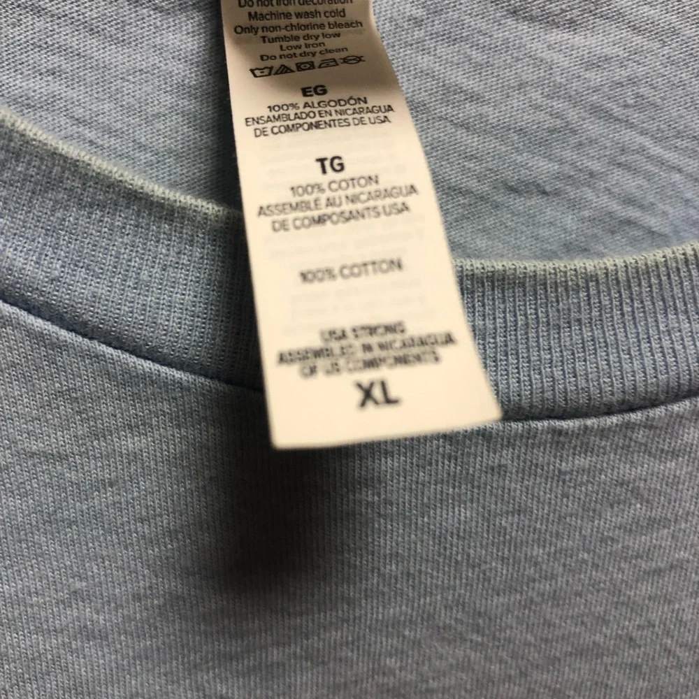 Parker Knoll t-shirt in baby blue. Size XL - Picture 4 of 5